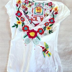 Johnny Was White Short Sleeve V-Neck Tee with Multicolor Floral Embroidery
